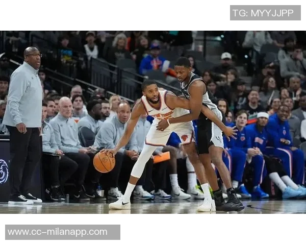 苏群点评马刺表现出色但仍显稚嫩尼克斯下半场展现拼搏精神与强硬防守